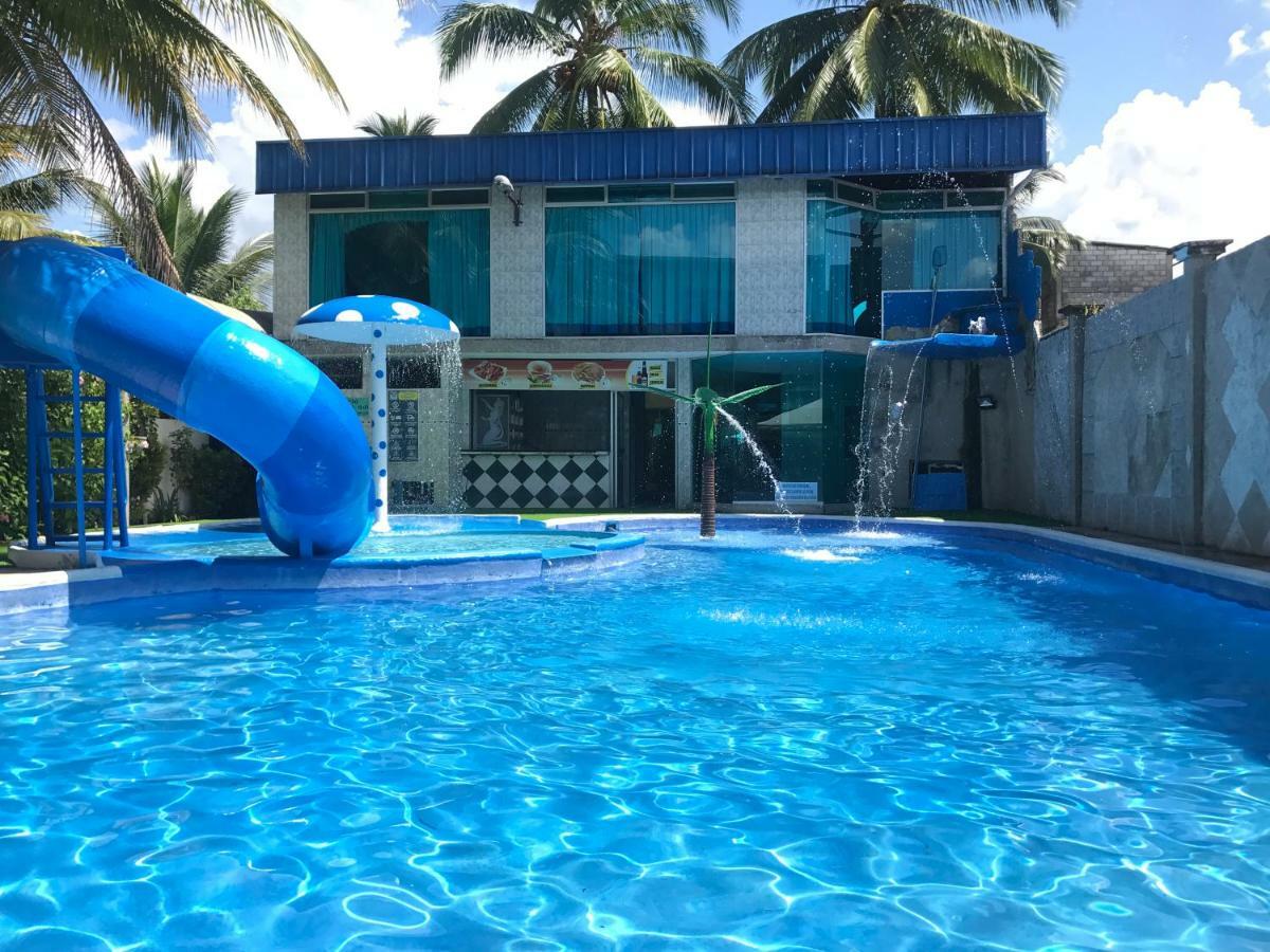 Hotel La Cascada - Lago Agrio Nueva Loja Kültér fotó